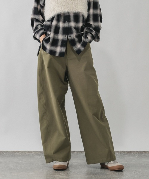 GLOBAL WORK（グローバルワーク）の「やわらかストレッチチノパンツ/813973（その他パンツ・レディース・ベージュ/カーキ・SMALL/MEDIUM/LARGE）」の10枚目の写真