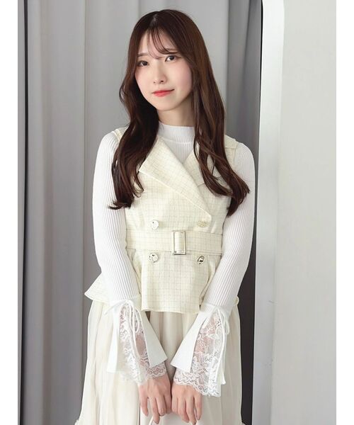 dazzlin(ダズリン)の「ペプラムトレンチワンピース(ワンピース・レディース・アイボリー/ブラック・SMALL/MEDIUM)」の19枚目の写真