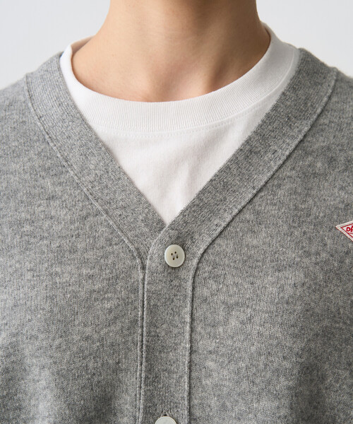 DANTON(ダントン)の「Women's Lambswool V-Neck Knit Cardigan(ニット/セーター・レディース・ダークグレー/ブラウン系その他2/ブラウン/ブラック/イエロー/オフホワイト/レッド/ライトブルー/オートミール/ピンク/ライトグレー・38/36)」の15枚目の写真