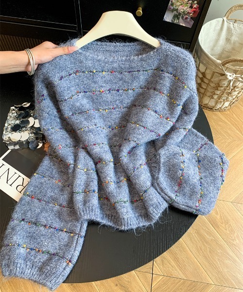 AMAJI(アマジ)の「ミックスニット クルーネック ニットトップス(ニット/セーター・レディース・グレー/ライトブルー/ブラウン/ホワイト・FREE)」の2枚目の写真