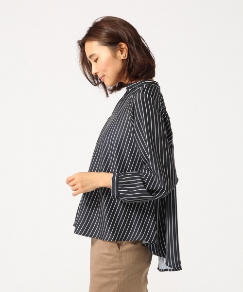 GLOBAL WORK(グローバルワーク)の「ギャザーブラウス長袖/725095(シャツ/ブラウス・レディース・ライトピンク/ブラック/ネイビー/その他3/ホワイト・SMALL/LARGE/MEDIUM)」の11枚目の写真