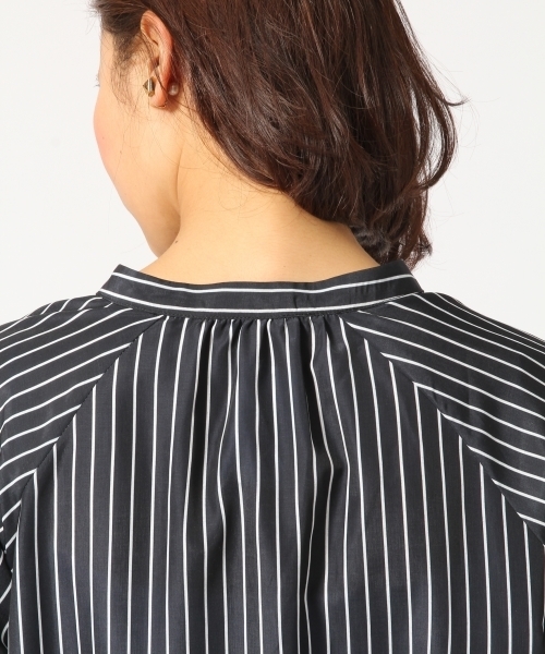 GLOBAL WORK(グローバルワーク)の「ギャザーブラウス長袖/725095(シャツ/ブラウス・レディース・ライトピンク/ブラック/ネイビー/その他3/ホワイト・SMALL/LARGE/MEDIUM)」の16枚目の写真