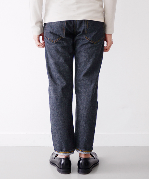 URBAN RESEARCH DOORS MENS（アーバンリサーチ ドアーズ メンズ）の「DOORS "Tight" O.W.（デニムパンツ・メンズ・ネイビー・40/38/36）」の4枚目の写真