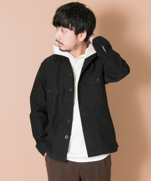 URBAN RESEARCH（アーバンリサーチ）の「UR BrushMilitaryL/S Shirts（シャツ/ブラウス・メンズ・ブラウン/ボルドー/カーキ/ブラック・MEDIUM/LARGE）」の2枚目の写真