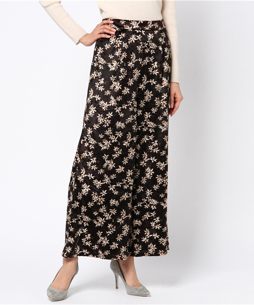 MERLOT（メルロー）の「ベロア花柄ワイドパンツ567-1527（その他パンツ・レディース・ブラウン/キャメル/ブラック・FREE）」の13枚目の写真