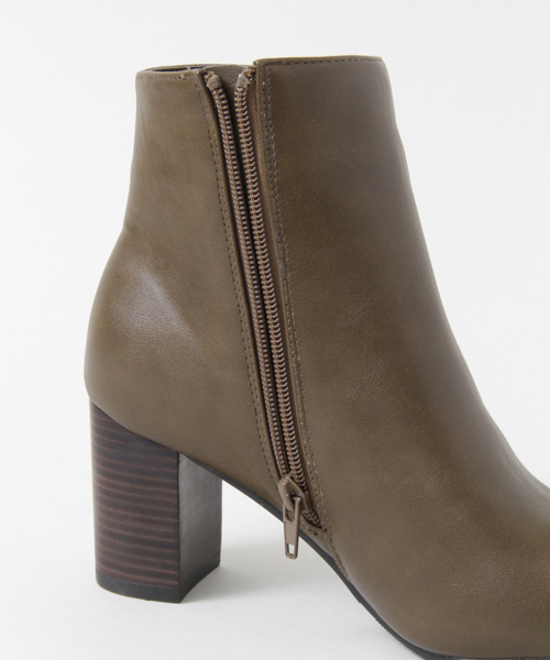 URBAN RESEARCH（アーバンリサーチ）の「UR プレ-ンショ-トブ-ツ（ブーツ・レディース・ブラウン/ブラック・36/38/37）」の11枚目の写真