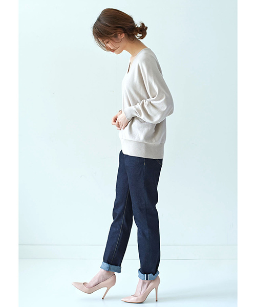 IEDIT（イディット）の「ＩＥＤＩＴ　ｍａｄｅ　ｉｎ　Ｊａｐａｎ　やわらかな肌ざわり　カシミヤ混のホールガーメントニット　（ニット/セーター・レディース・キャメル/ベージュ・LARGE/SMALL/MEDIUM/XX-LARGE/X-LARGE）」の6枚目の写真