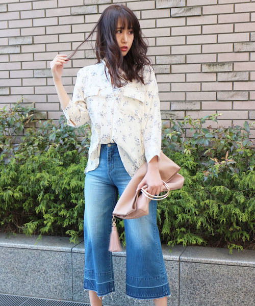 FREE'S MART（フリーズマート）の「とろみ小花柄スキッパーシャツ（シャツ/ブラウス・レディース・ピンク/ネイビー/ホワイト・FREE）」の17枚目の写真