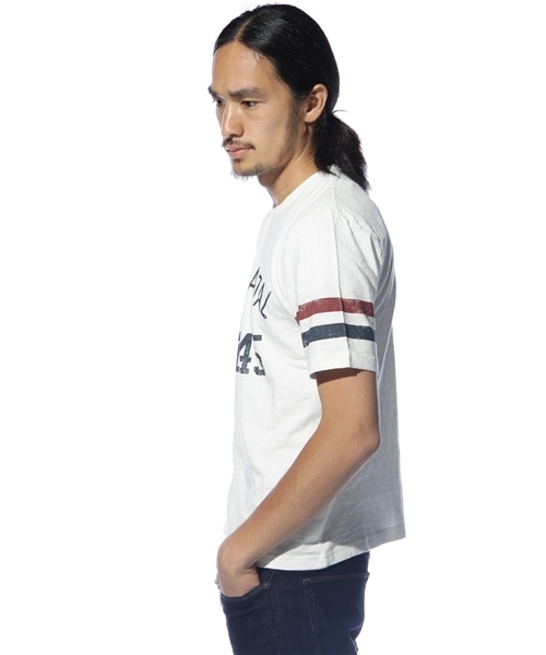 MEN'S BIGI（メンズビギ）の「半袖プリントＴシャツ（Tシャツ/カットソー・メンズ・ホワイト/ネイビー/ボルドー・SMALL/MEDIUM/LARGE）」の4枚目の写真