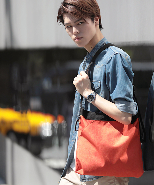 WEGO（ウィゴー）の「WEGO/ファンクショナルサコッシュ（ショルダーバッグ・メンズ・ネイビー/ブラック/杢グレー/ホワイト/オレンジ・FREE）」の1枚目の写真