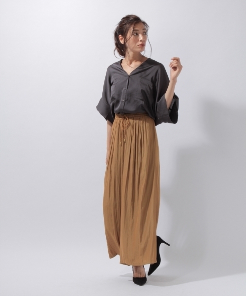 laboratory work（ラボラトリーワーク）の「サテンギャザーパンツ（その他パンツ・レディース・ブラウン/ネイビー/イエロー・MEDIUM）」の7枚目の写真