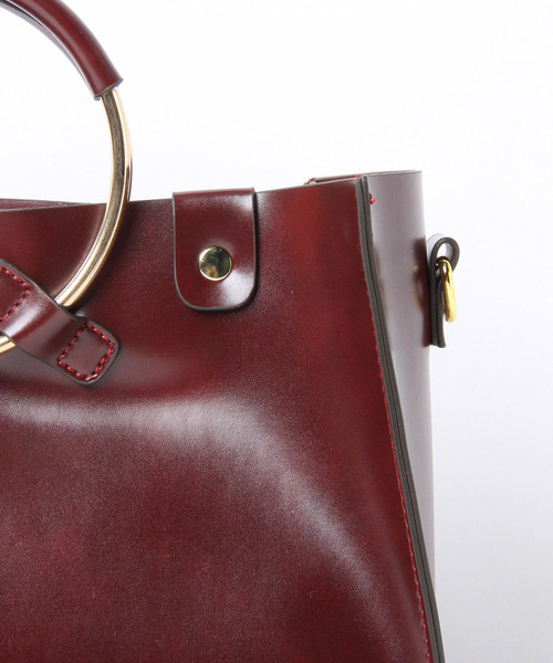 LIPSTAR（リップスター）の「メタルハンドル2WAYバッグ（ハンドバッグ・レディース・ブラック/ボルドー・M）」の8枚目の写真
