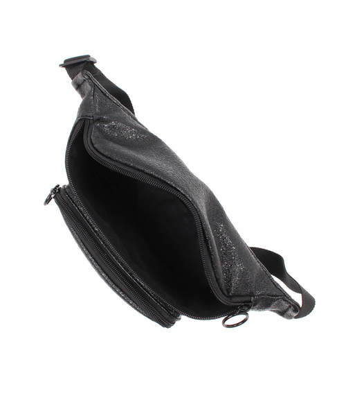 WHO'S WHO gallery(フーズフーギャラリー)の「メタリックボディBAG(ボディバッグ/ウエストポーチ・レディース・ブラック/シルバー・FREE)」の6枚目の写真