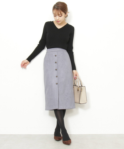 N.（N. Natural Beauty Basic）（エヌエヌナチュラルビューティーベーシック）の「ワイドリブＶネックニット（ニット/セーター・レディース・ブラック/ホワイト/レッド/ブルー・MEDIUM）」の9枚目の写真