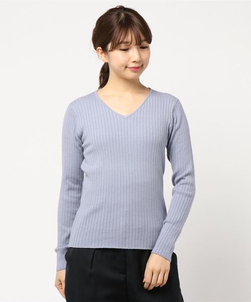 N.（N. Natural Beauty Basic）（エヌエヌナチュラルビューティーベーシック）の「ワイドリブＶネックニット（ニット/セーター・レディース・ブラック/ホワイト/レッド/ブルー・MEDIUM）」の11枚目の写真