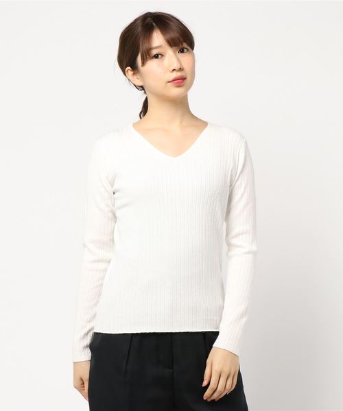 N.（N. Natural Beauty Basic）（エヌエヌナチュラルビューティーベーシック）の「ワイドリブＶネックニット（ニット/セーター・レディース・ブラック/ホワイト/レッド/ブルー・MEDIUM）」の22枚目の写真