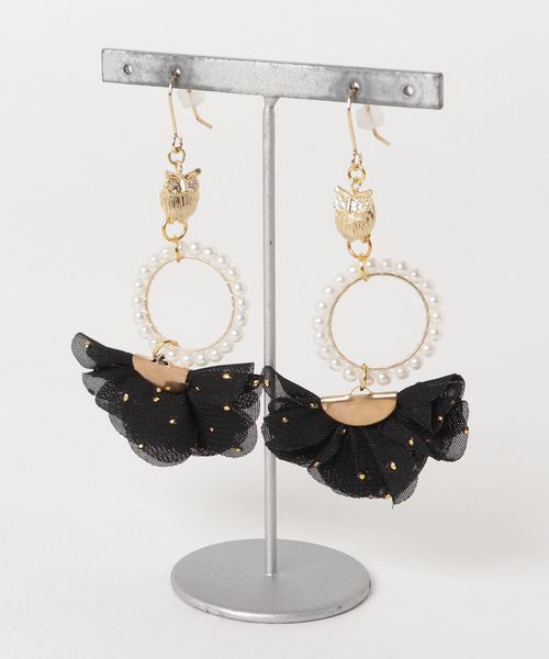 TONE SELECT GOODS(トーンセレクトグッズ)の「【PetitBonheur*accessories】owl frill(ピアス(両耳用)・レディース・ブラック/グレー・FREE)」の2枚目の写真