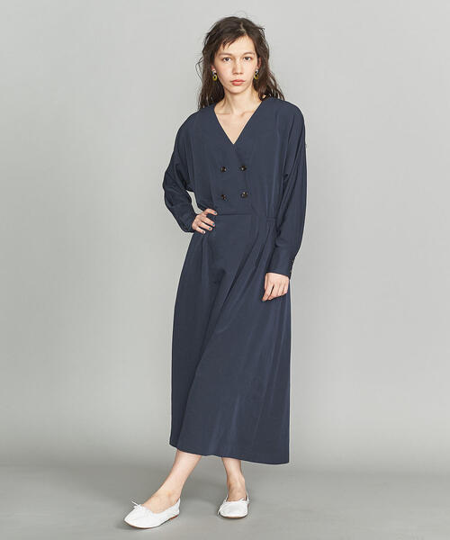 BEAUTY&YOUTH UNITED ARROWS（ビューティーアンドユースユナイテッドアローズ）の「BY マットデシンフロントボタンVネックワンピース ◆（ワンピース・レディース・ケリー/ベージュ/ネイビー・FREE）」の4枚目の写真