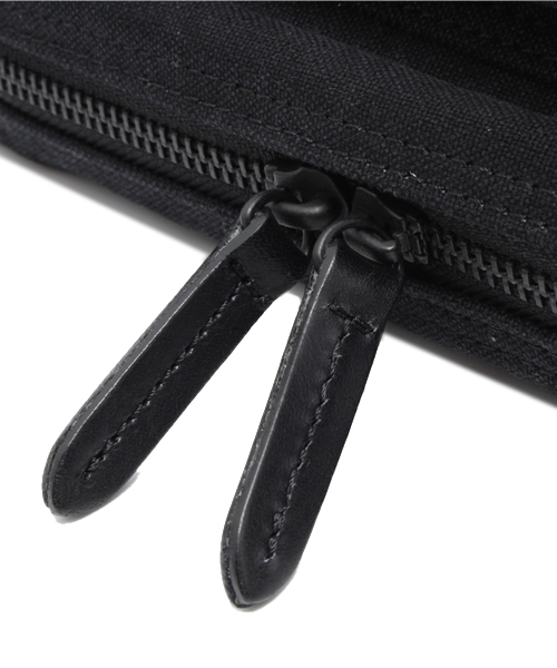 PORTER(ポーター)の「PORTER BRIDGE SHOULDER BAG SMALL <B印 YOSHIDA SELECT>(ショルダーバッグ・メンズ・ブラック/ベージュ/ブルー・ONE SIZE)」の12枚目の写真