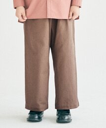 TRUNIKA�i�g���j�J�j�́uWIDE STRAIGHT CHINO PANTS�i�p���c�j�v