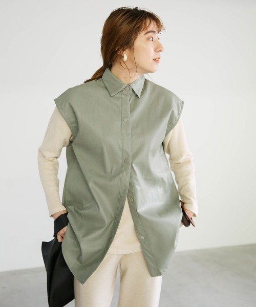 select MOCA（セレクトモカ）の「フェイクレザーベストジャケット（その他アウター・レディース・ベージュ/ライトカーキ/ライトベージュ・FREE）」の3枚目の写真