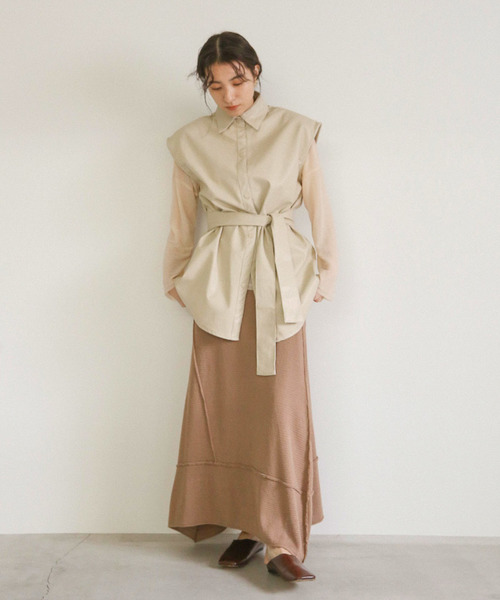 select MOCA（セレクトモカ）の「フェイクレザーベストジャケット（その他アウター・レディース・ベージュ/ライトカーキ/ライトベージュ・FREE）」の5枚目の写真