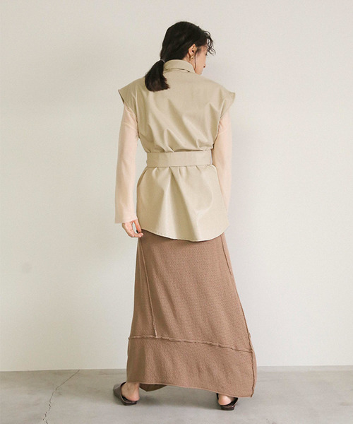 select MOCA（セレクトモカ）の「フェイクレザーベストジャケット（その他アウター・レディース・ベージュ/ライトカーキ/ライトベージュ・FREE）」の9枚目の写真