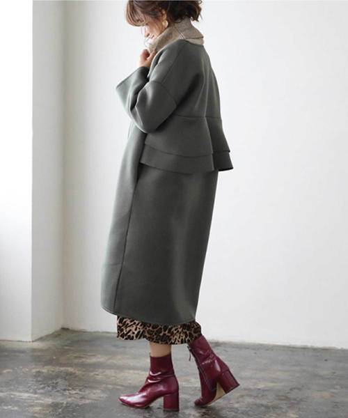 M y u（ミュー）の「ボンディングバックフリルコーディガン（その他アウター・レディース・ブラック/ベージュ/カーキ/クリーム/トップグレー/ブラウン系その他・FREE）」の18枚目の写真