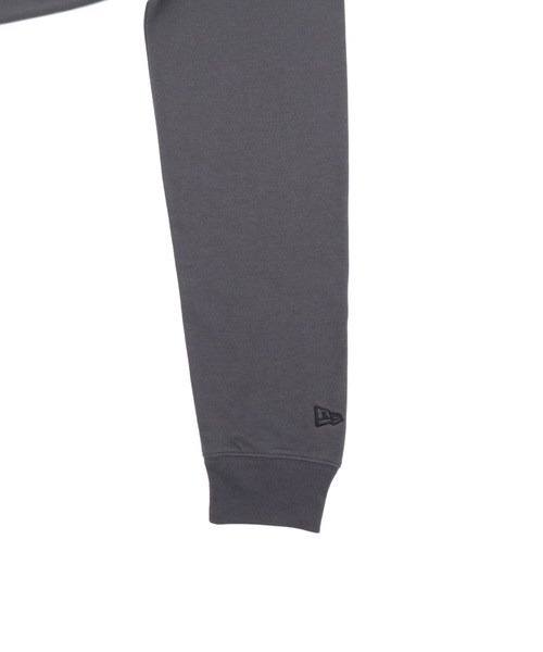 NEW ERA（ニューエラ）の「オンスポッツ別注 ニューエラ Tシャツ 長袖 ポケット BLACK PATCH NEW ERA ロンT（Tシャツ/カットソー・メンズ・ホワイト/ブラック/ベージュ/オリーブ/ネイビー/ベージュ系その他/グレー/ベージュ系その他2/ネイビー系・MEDIUM/LARGE/X-LARGE/SMALL/XX-LARGE）」の13枚目の写真