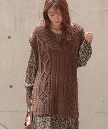 KOBE LETTUCE | ケーブル編みニットベスト(ベスト)