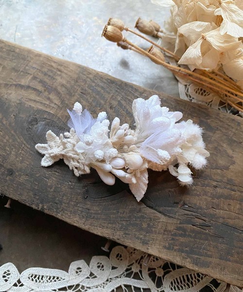 揺れ花びらのバレッタ 毎週更新