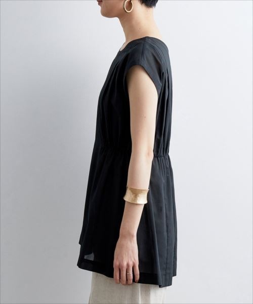 ADAM ET ROPE'（アダムエロペ）の「バック釦ボイルチュニック（シャツ/ブラウス・レディース・ブラック/ワイン/ベージュ系その他2・FREE）」の20枚目の写真