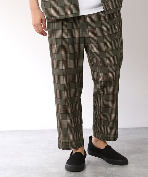 LAKOLE(ラコレ)の「ドライタッチワイドパンツ / LAKOLE(その他パンツ・メンズ・モカ/ブラック/ベージュ/その他8・MEDIUM/SMALL/LARGE)」の4枚目の写真