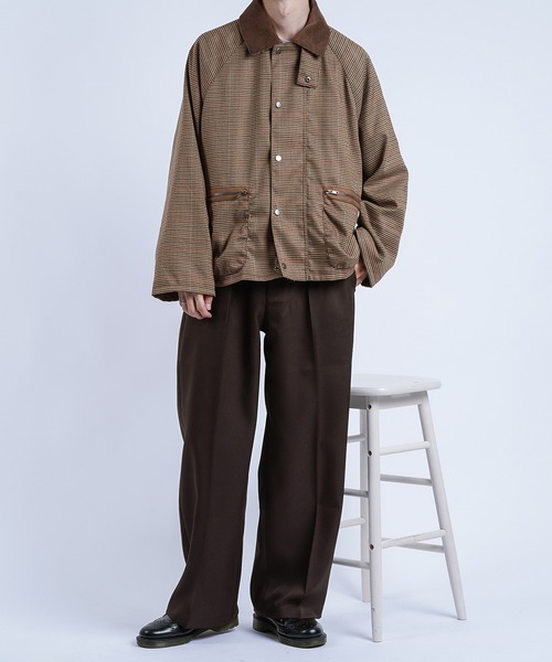 kutir（クティール）の「襟コーデュロイ切り替えブルゾン