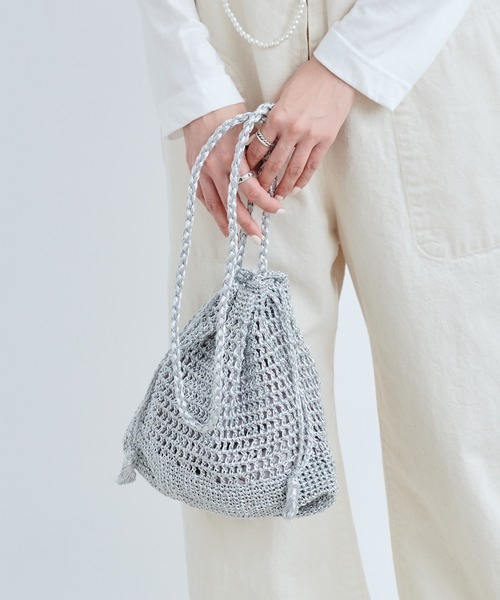 DouDou（ドゥドゥ）の「メタル巾着ショルダー（ショルダーバッグ・レディース・シルバー/ゴールド・FREE）」の6枚目の写真