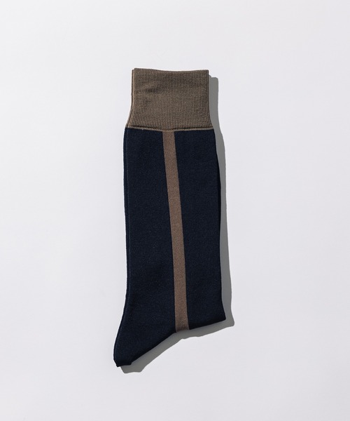 UNITED TOKYO（ユナイテッドトウキョウ）の「バイカラーサイドラインソックス（ソックス/靴下・メンズ・ベージュ/ネイビー/アイボリー/バーガンディー/カーキ/ブラック・FREE）」の9枚目の写真