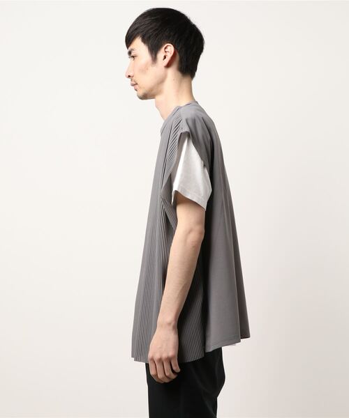 Bling Leads（ブリングリーズ）の「《Bling leads》プリーツ　オーバーベスト（ベスト・メンズ・ブラック/グレイッシュベージュ/グレー/グレイッシュブルー・LARGE/MEDIUM）」の5枚目の写真