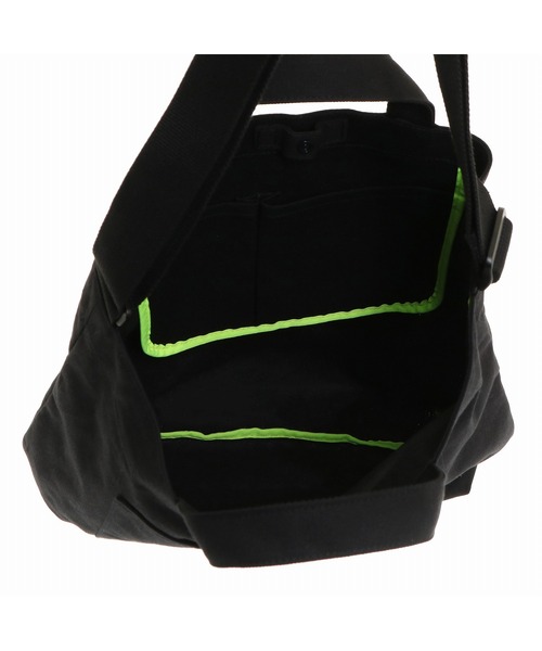 Champion(チャンピオン)の「champion/チャンピオン リネット ショルダートートバッグ 67045(ショルダーバッグ・レディース・ブラック/ホワイト・FREE)」の12枚目の写真