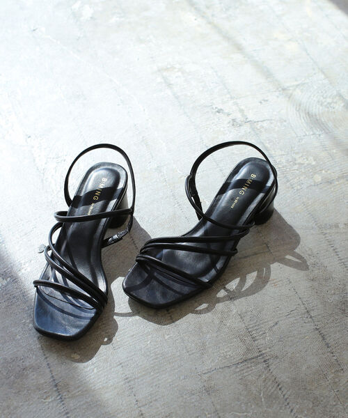 B:MING by BEAMS（ビーミングバイビームス）の「B:MING by BEAMS / コード ストラップ サンダル（サンダル・レディース・ブラック/イエロー系その他2/オレンジ系その他5・23.5cm/24.5cm/22.5cm）」の2枚目の写真