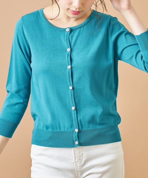 tocco closet(トッコ クローゼット)の「クリアビジューボタン七分袖カーディガン(カーディガン/ボレロ・レディース・ネイビー/レッド/オフホワイト/ブルーグリーン・M)」の4枚目の写真