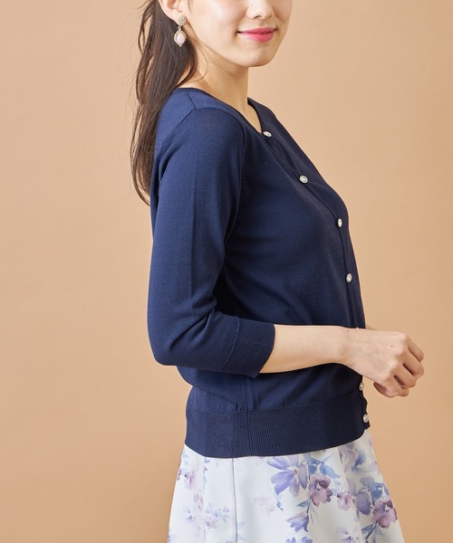 tocco closet(トッコ クローゼット)の「クリアビジューボタン七分袖カーディガン(カーディガン/ボレロ・レディース・ネイビー/レッド/オフホワイト/ブルーグリーン・M)」の16枚目の写真
