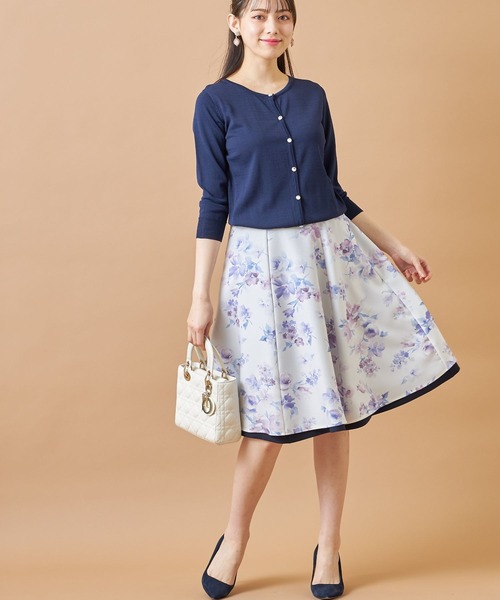 tocco closet(トッコ クローゼット)の「クリアビジューボタン七分袖カーディガン(カーディガン/ボレロ・レディース・ネイビー/レッド/オフホワイト/ブルーグリーン・M)」の13枚目の写真