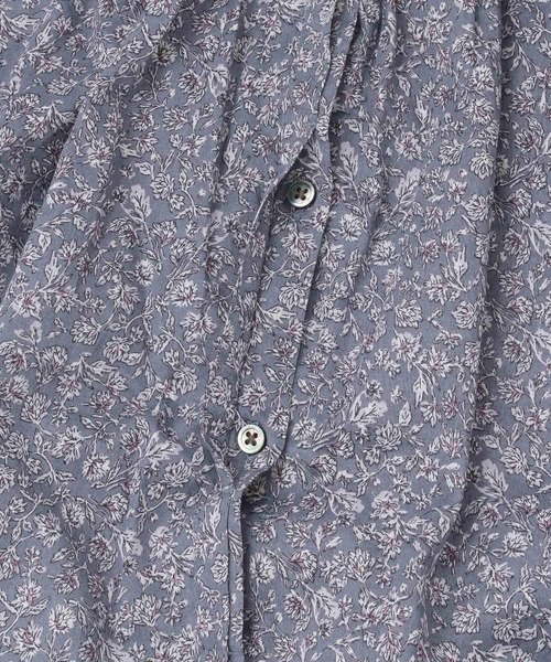 URBAN RESEARCH DOORS（アーバンリサーチドアーズ）の「フラワーギャザーブラウス（シャツ/ブラウス・レディース・ブルー系その他/ブラック・ONE）」の7枚目の写真