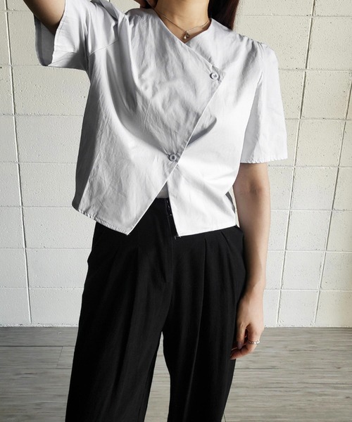 me+em select（ミームセレクト）の「ボックスカラーパフブラウス（シャツ/ブラウス・レディース・オレンジ/ライトブルー/ダークブルー/グリーン/ホワイト・FREE）」の9枚目の写真