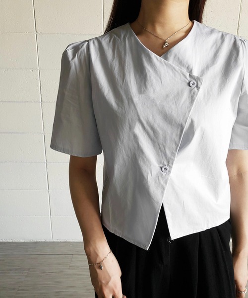 me+em select（ミームセレクト）の「ボックスカラーパフブラウス（シャツ/ブラウス・レディース・オレンジ/ライトブルー/ダークブルー/グリーン/ホワイト・FREE）」の8枚目の写真