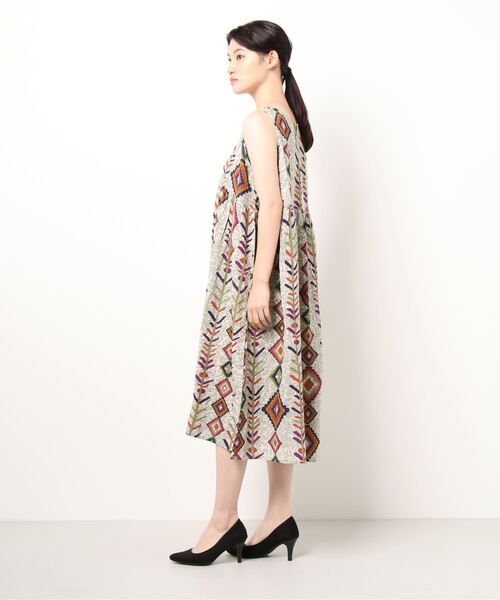 チャイハネ（チャイハネ）の「【チャイハネ】yul アジラルノースリーブワンピース（ワンピース・レディース・ホワイト/ベージュ/カーキ/ブラック・FREE）」の12枚目の写真