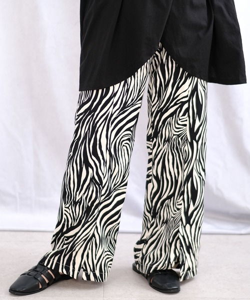 ＡＮＤＪ（アンドジェイ）の「ゼブラ柄フロントスリットイージーパンツ（その他パンツ・レディース・ベージュ/ブラック/テラコッタ・M）」の17枚目の写真