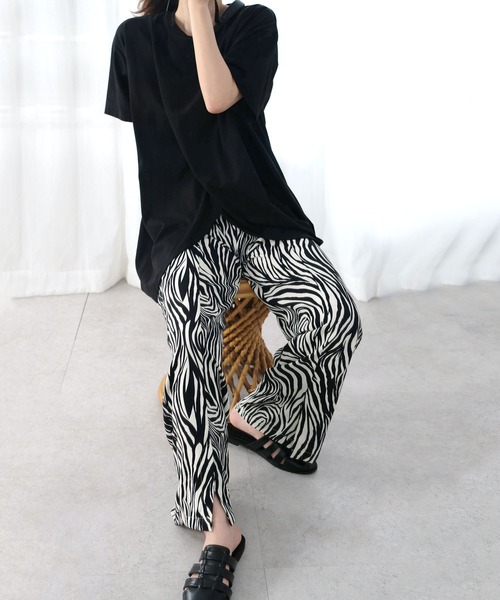 ＡＮＤＪ（アンドジェイ）の「ゼブラ柄フロントスリットイージーパンツ（その他パンツ・レディース・ベージュ/ブラック/テラコッタ・M）」の19枚目の写真