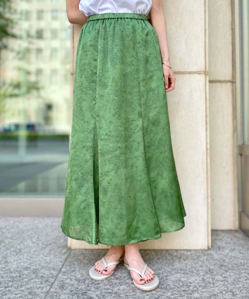 RIVE DROITE（リヴドロワ）の「ドローイングフラワースカート（スカート・レディース・イエロー/グリーン・FREE）」の2枚目の写真