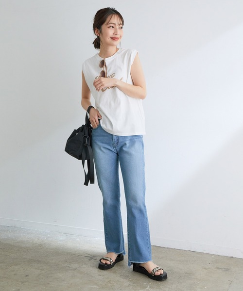 VIS（ビス）の「グラフィックアソートフレンチTシャツ（Tシャツ/カットソー・レディース・スミクロ/ベージュ/ホワイト・FREE）」の4枚目の写真